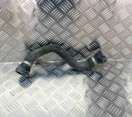 BMW 4 F32 F33 Engine coolant pipe/hose 7811129