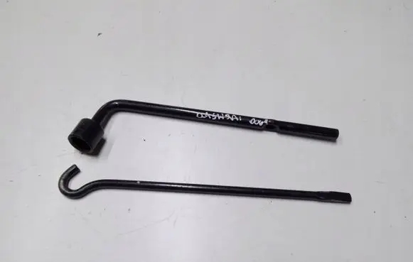 Nissan Qashqai Tool set rtetyht765rdfsvfd