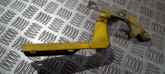 Ford Courier Engine bonnet/hood hinges