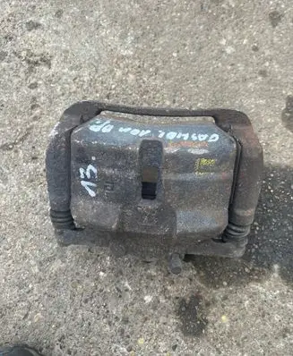 Nissan Qashqai Front brake caliper