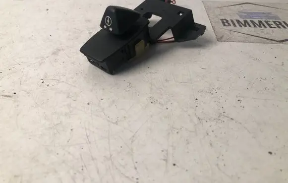 BMW 6 E63 E64 Steering wheel adjustment switch 6947786