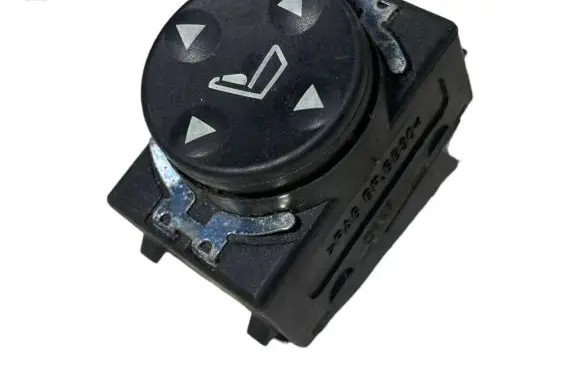 BMW 5 E39 Seat control switch 8360877