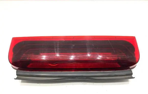 Ford Connect Third/center stoplight L90003629