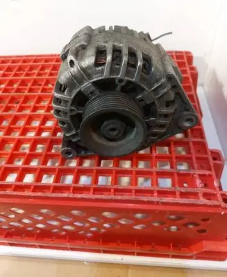 Audi A8 S8 D2 4D Generator/alternator