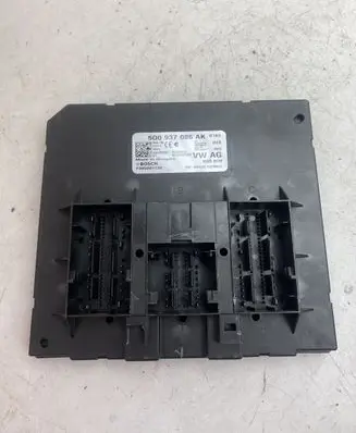 Volkswagen PASSAT B8 Comfort/convenience module 5Q0937086AK