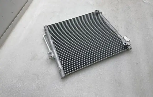 Tesla Model S A/C cooling radiator (condenser) 600761000B