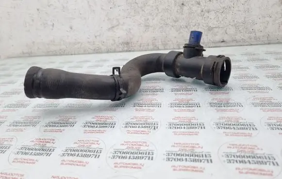 Audi A6 S6 C5 4B Engine coolant pipe/hose 8D0959481B