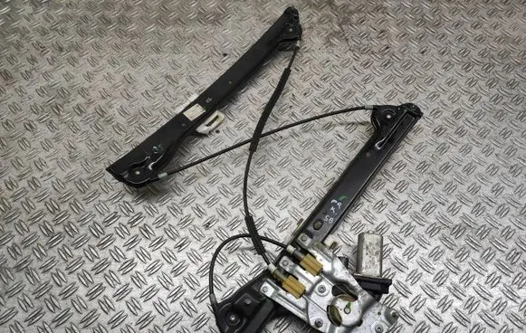 Mini Cooper Countryman R60 Front door window regulator with motor 126670295 5800565 34000008M11