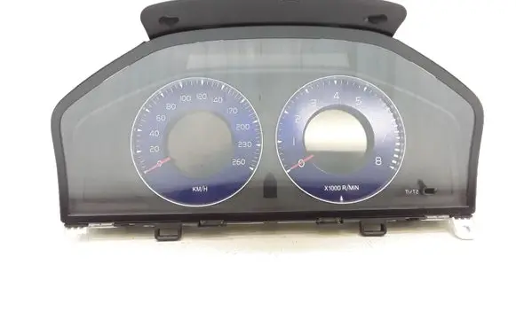 Volvo V70 Speedometer (instrument cluster) 30786622AB