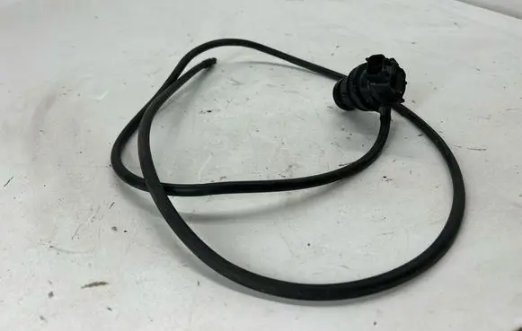 Subaru Forester SK Windscreen/windshield washer pump 0602106070