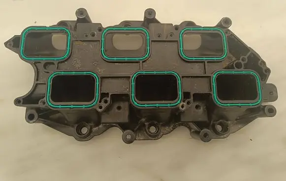 Chrysler Pacifica Intake manifold 05281800AA DY0148453B 34520154624A
