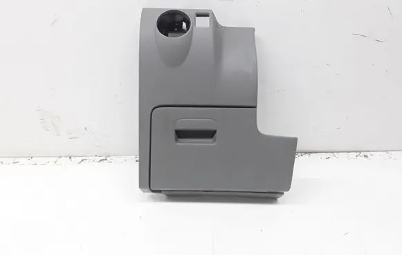 Volkswagen Golf Plus Glove box 5M1858210