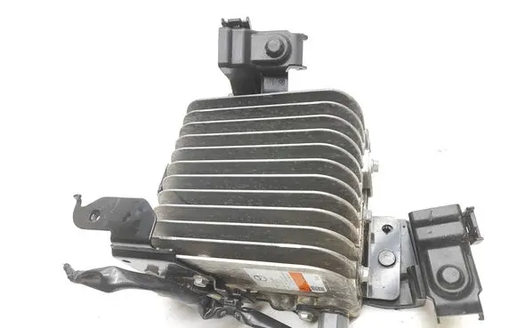Mazda CX-30 Voltage converter inverter BDMC67ZD3E KE143K755 220921MZ001