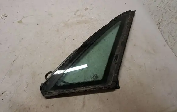Audi A8 S8 D2 4D Side middle window/glass 43R001025