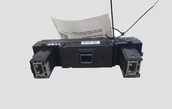 Toyota RAV 4 (XA50) Seat heating switch 8395042390