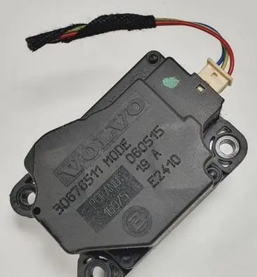 Volvo V70 A/C air flow flap actuator/motor 30676511
