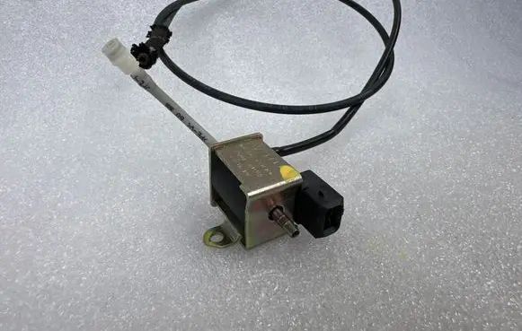 Audi A8 S8 D2 4D Turbo solenoid valve 026906283H 72161000 01T169