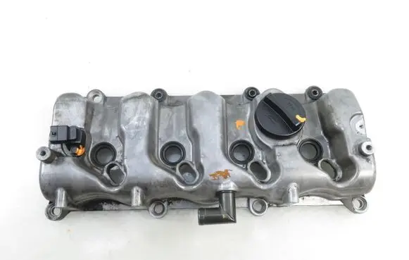 Hyundai Santa Fe Rocker cam cover 