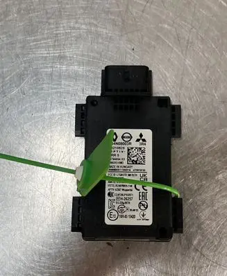 Renault Austral Trunk lid opening control unit 284N08003R