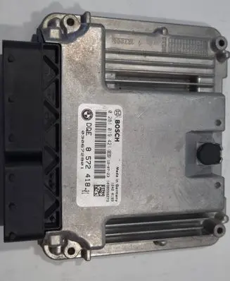 BMW 5 F10 F11 Engine control unit/module 8572418 1039S58273 0281019421