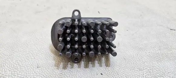 Volkswagen Tiguan Voltage converter/converter module 