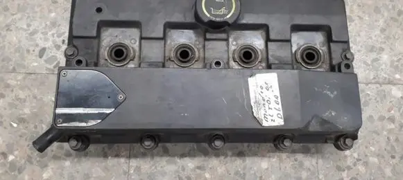 Ford Mondeo Mk III Rocker cam cover c1q-6k271-ba