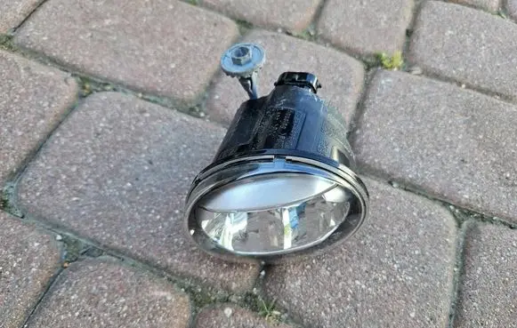 Toyota Camry VIII XV70 Front fog light trim/grill OPELCZESCI.com-E4 13794R