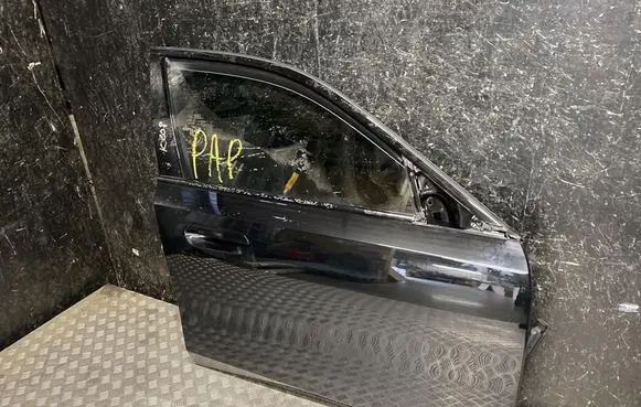 BMW 5 G60 G61 Front door 