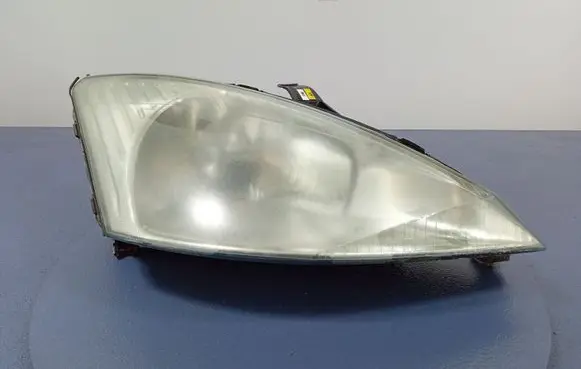 Ford Focus Headlight/headlamp XS41-13005