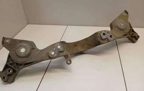 BMW X3 E83 Gearbox mounting bracket 340462104