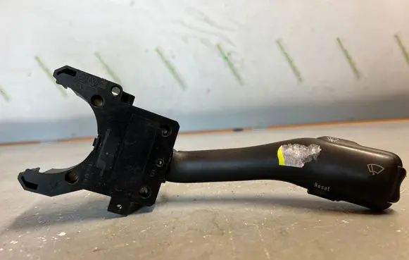 Volkswagen Lupo Wiper control stalk 549455