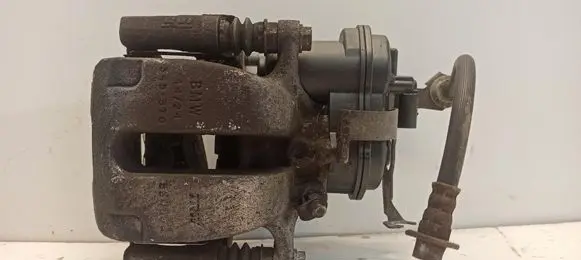 BMW 2 F44 Rear brake caliper 6870571