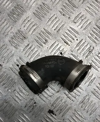 Audi A4 S4 B7 8E 8H Intercooler hose/pipe 8E0145943C