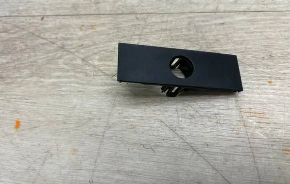 Volkswagen Touareg II Front parking sensor holder (PDC) 7P6919494B