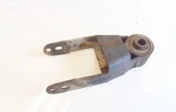 Peugeot 206 Engine mount bracket 9622739380