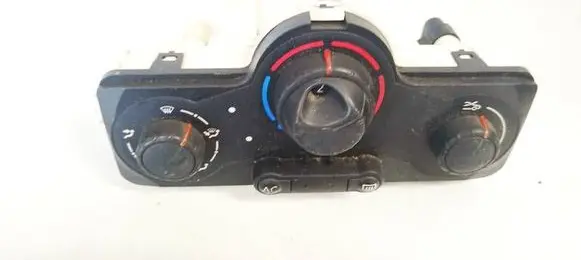 Renault Clio III Climate control unit 69590001