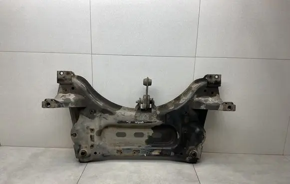 Nissan Qashqai Front subframe
