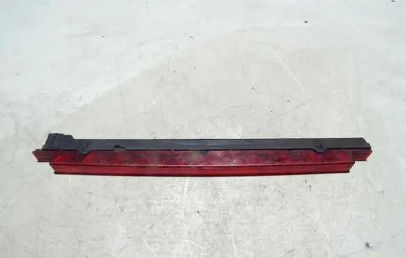 Audi A6 S6 C5 4B Third/center stoplight 4B0945097