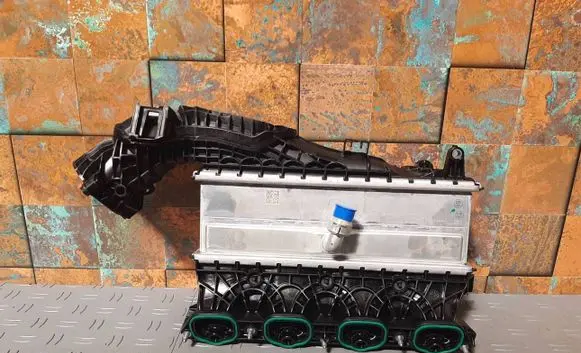 BMW X3 G45 Intake manifold 7952860 11617952860