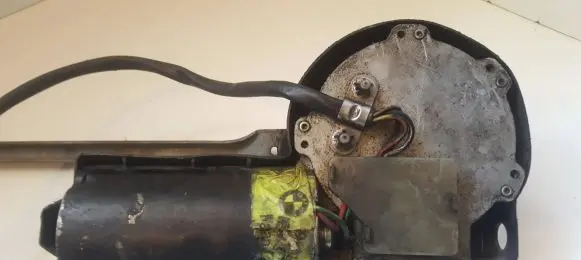 BMW 7 E32 Wiper motor 13849801