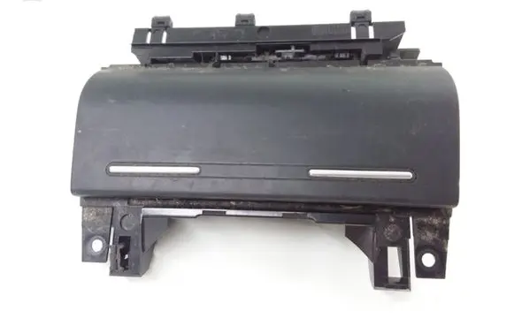 Audi A4 S4 B7 8E 8H Ashtray (front) 8E0857951H