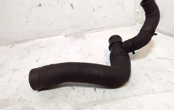 Volkswagen PASSAT CC Engine coolant pipe/hose
