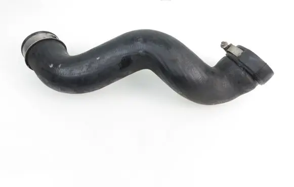 Audi A4 S4 B7 8E 8H Intercooler hose/pipe 8E0145737E
