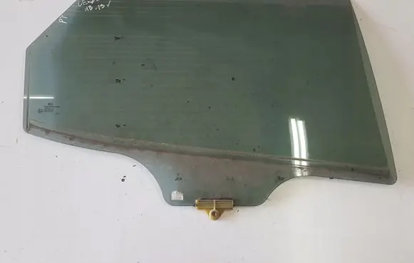 KIA Ceed Rear door window glass