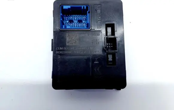Peugeot 208 II Climate control unit 9836236080