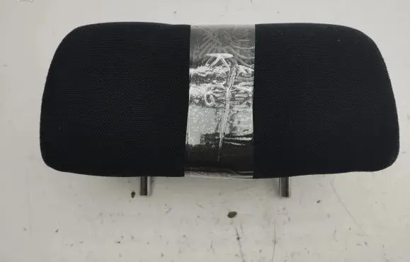 Lexus IS 220D-250-350 Rear seat headrest 