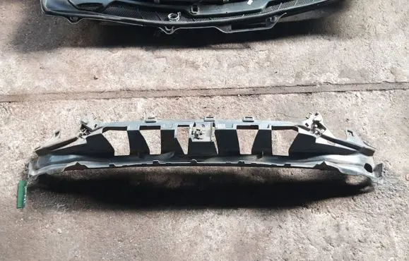 Volvo V40 Front bumper support beam 31290948