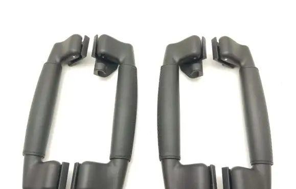 Maserati Quattroporte A set of handles for the ceiling 