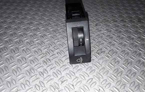 KIA Magentis Headlight level height control switch