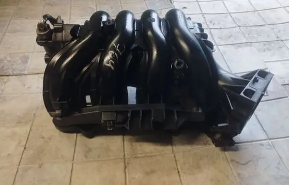 Honda CR-V Intake manifold 0120106010